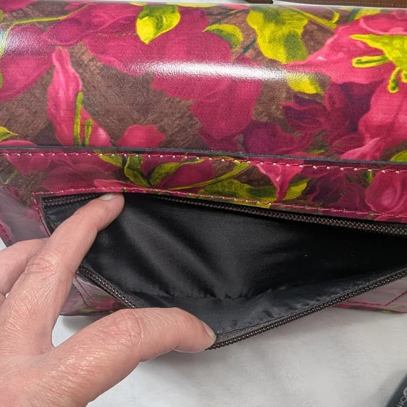 Patricia Nash Bougainvilleas Along The Coast Floral Leather Crossbody Bag